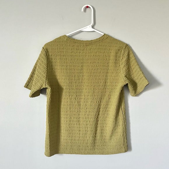 🆕 shein x dazy • green textured v-neck tee - Picture 11 of 12